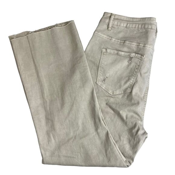 Risen Jeans Womens High Rise Button Fly Distressed Flare Leg‎ Jeans 2XL - Picture 1 of 9